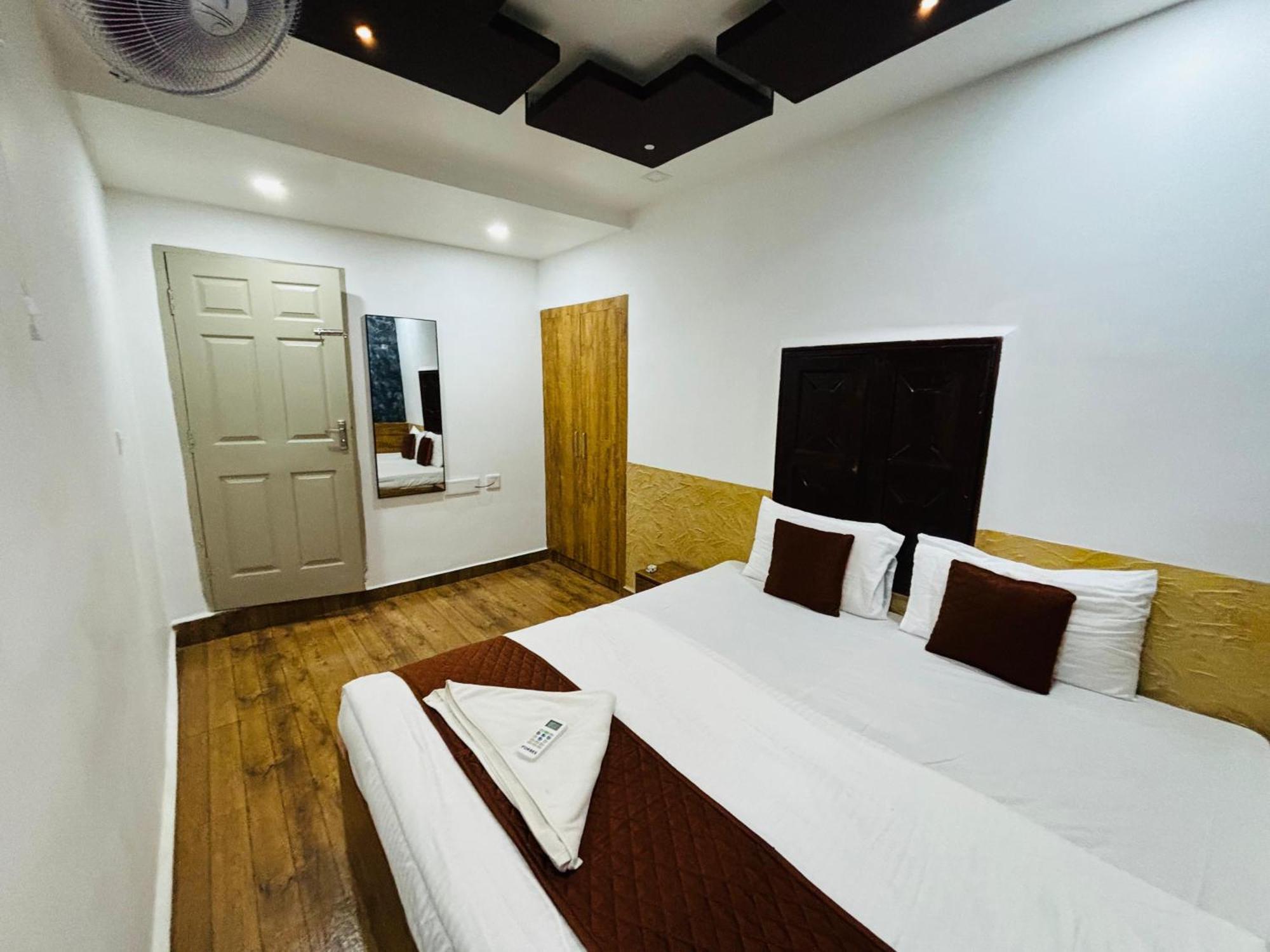 Heritage Homes Kochi Exterior photo